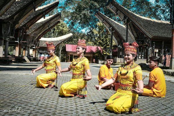 Menikmati Wisata Budaya dengan Tari dan Musik Tradisional